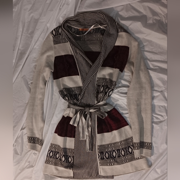 Bellino Clothing Striped Cardigan - Cream and Burgundy - Picture 4 of 7